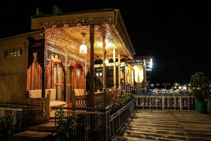 House Boat on Srnagar Lake at night HouseBoatAtNight